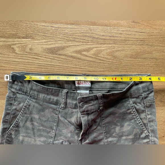 Stretchy, modern fit pants - Picture 6 of 6